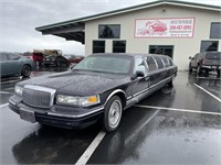1997 Lincoln Town Car Limo