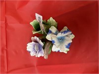 Capodimonte blue and purple flowers