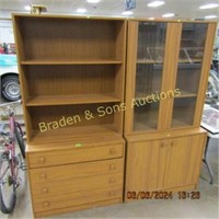 GROUP OF TWO 6' BOOKSHELF/STORAGE CABINETS