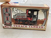 Ertl Die Cast Texaco Tanker 1910 Coin Bank NIB