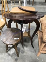 3 assorted tables, all need repair