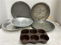 Cast Iron Muffin Pan & Pie Pans