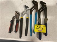 4 GROOVE JOINT PLIERS