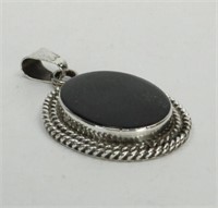 OVAL ONIX MEXICAN STERLING SILVER PENDANT