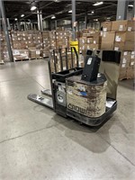 CROWN RIDER PALLET JACK, MODEL #PR3040-60