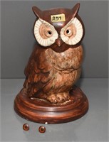 OWL SCULPTURE - NOTE CONDITION