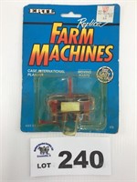 1/64 Scale - ERTL Farm Machines Case
