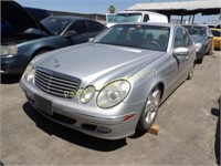 2004 Mercedes E-500 WDBUF70J04A515211 Silver