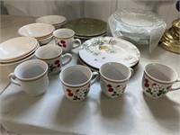 Plates miscellaneous cups lot