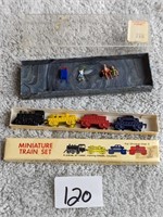 Miniature Train Set 7 &  Mini Figures