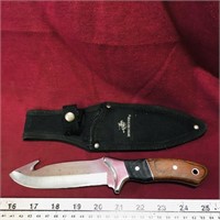 Winchester Knife & Sheath (9 3/4" Long)