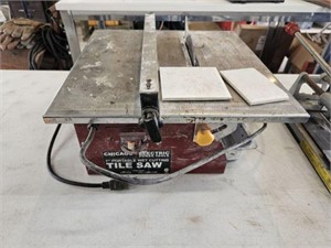 Chicago Electric Tile saw/ Tile Cutter