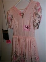 HANDMADE DRESS CIRCA 1950s