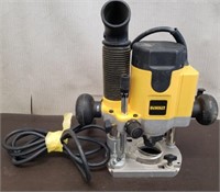 Dewalt DW621 Router. Works