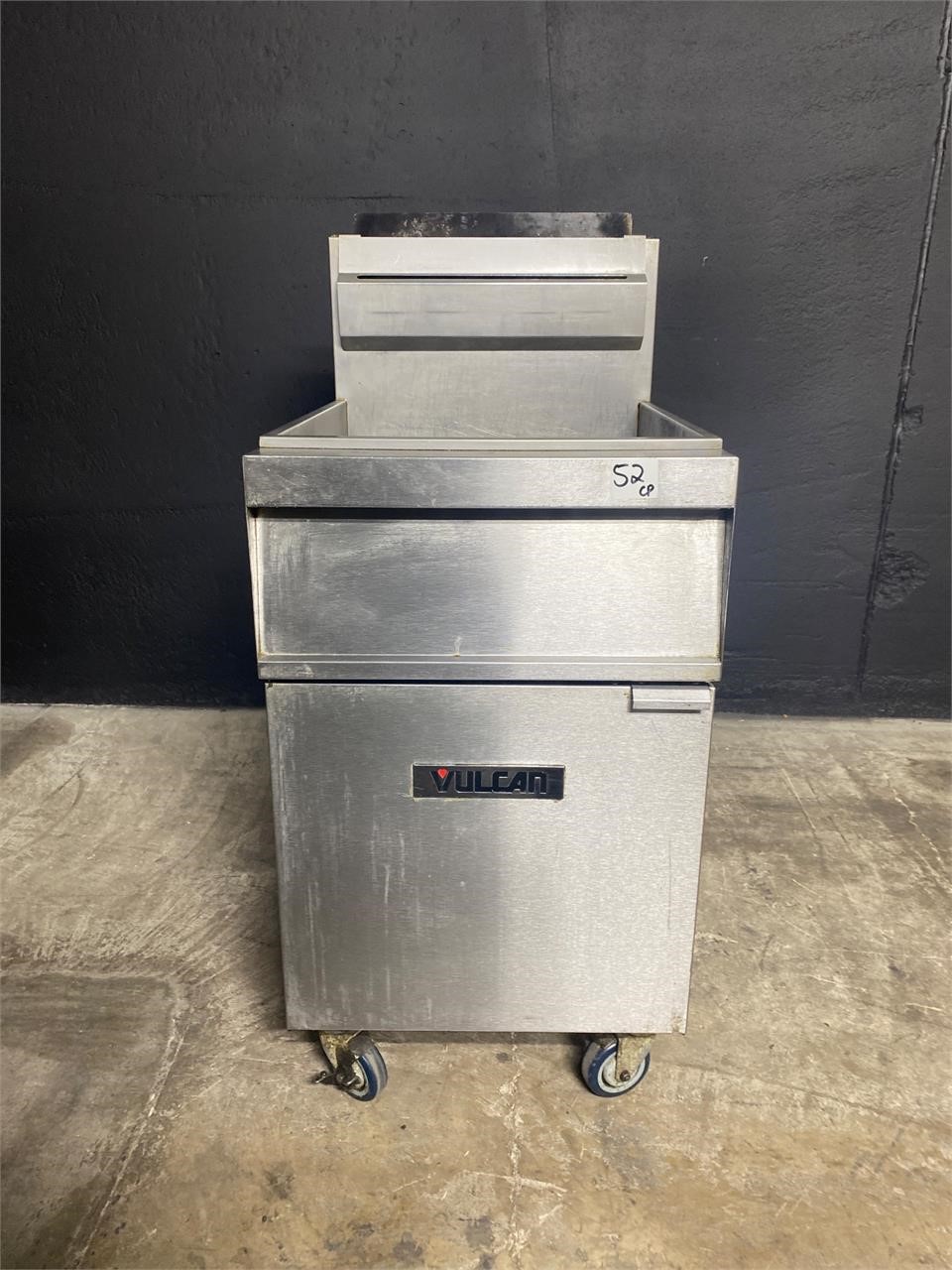 Vulcan 65-70 lb. Natural Gas Floor Fryer