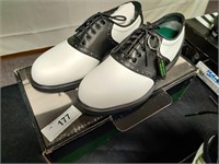 New pair Rockport men's golf shoes, size 7W