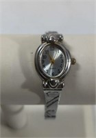 Vintage White Stag Quartz Women's Watch Metal