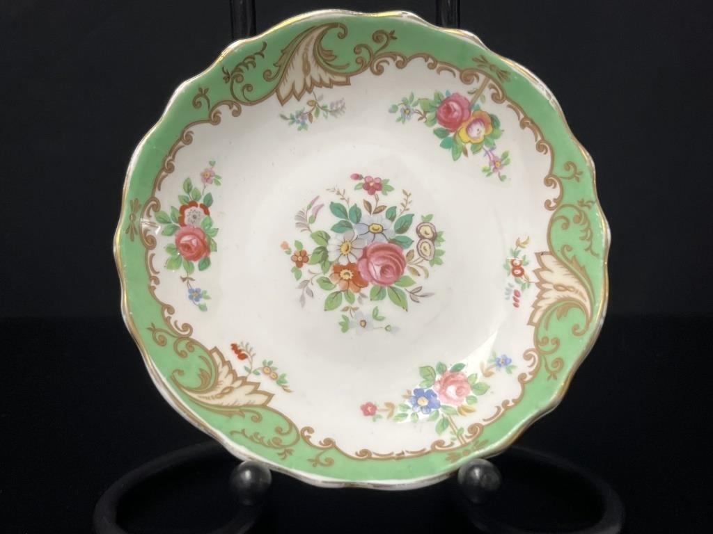 Tuscan Fine English Bone China Blenhein Plate