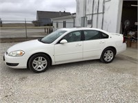 2006 Chevy impala, LT, leather, roof, newer