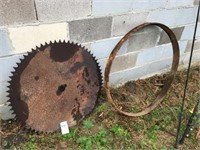 Wagon Rim & Saw Blade ( 31" Dia)