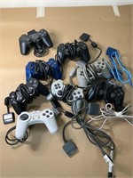 ASSORTED LOT OF VTG VIDEO GAME CONTROLLERS