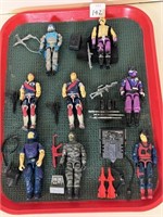 1980'S LOT OF 8 GI JOE FIGURES