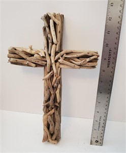 NEW* DRIFTWOOD CROSS * READY TO DECORATE!