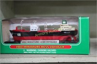 2002 MINIATURE HESS VOYAGER