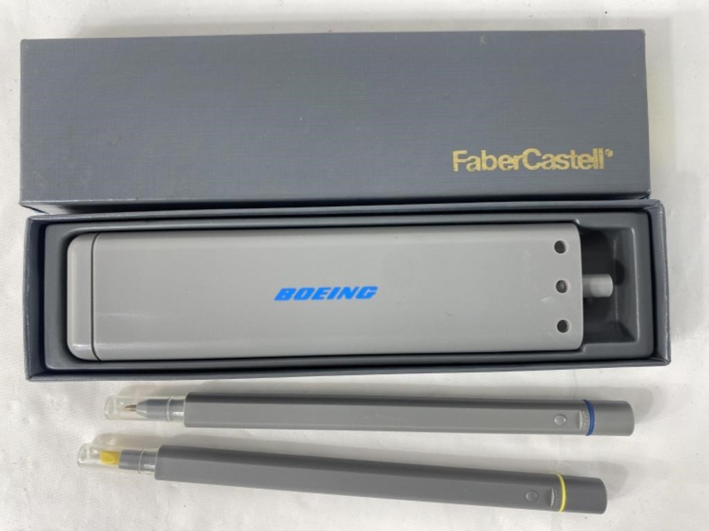 Boeing Pen/Highlighter Set, Untested