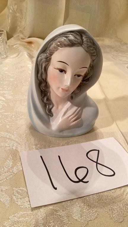 Vintage Enesco Praying Virgin Mary Madonna