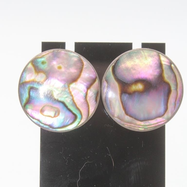 Mother of Pearl lg clip on Earrings