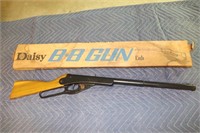 Daisy Heddon Cub BB Gun Model 102  with Box