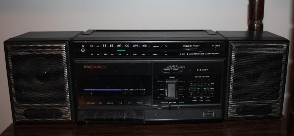 Magnavox Radio Casette Player