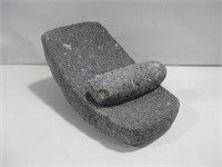 Large Metate & Mano Grinding Stone See Info