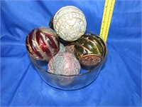 Bowl w/ Decorative Balls