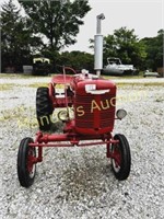 FARMALL TRACTOR SUPER A-MCCORMICK