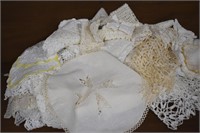 Vintage Doilies, Crochet Tablecloth, Napkin Rings