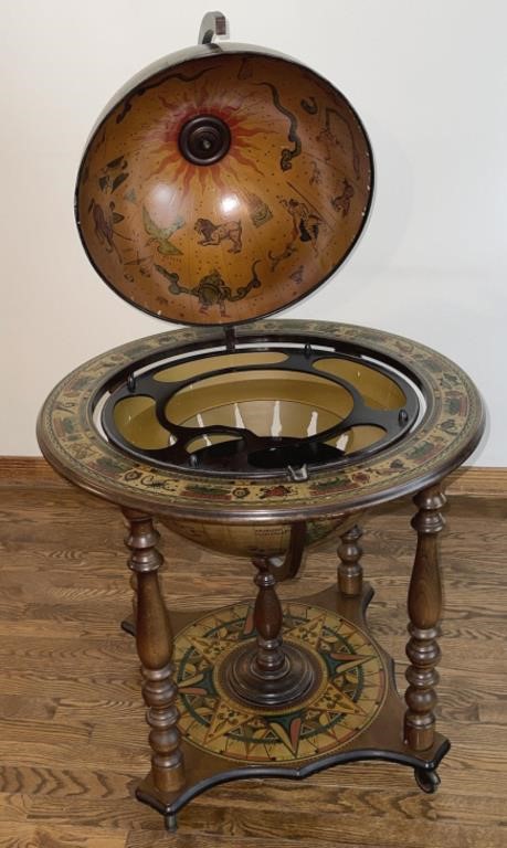 VINTAGE LIFT TOP  GLOBE BAR WITH TURNING INTERIOR