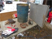 Folding table, wool combs, vise & misc.