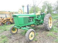 JD 2510 wide front, SN#T711R006605R