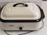 Nesco Electric roaster oven w/ box