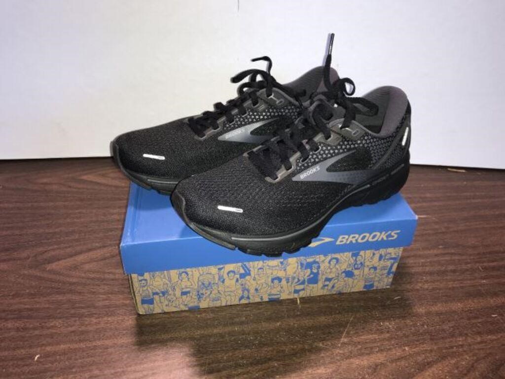 BROOKS MEN AND WOMEN RUNNING SHOES