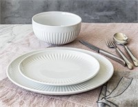Over&back Bowle Porcelain China Dinnerware Set $89