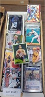 APPROX. 1000 SPORTS TRADING CARDS