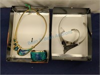 Bracelet and necklace sets