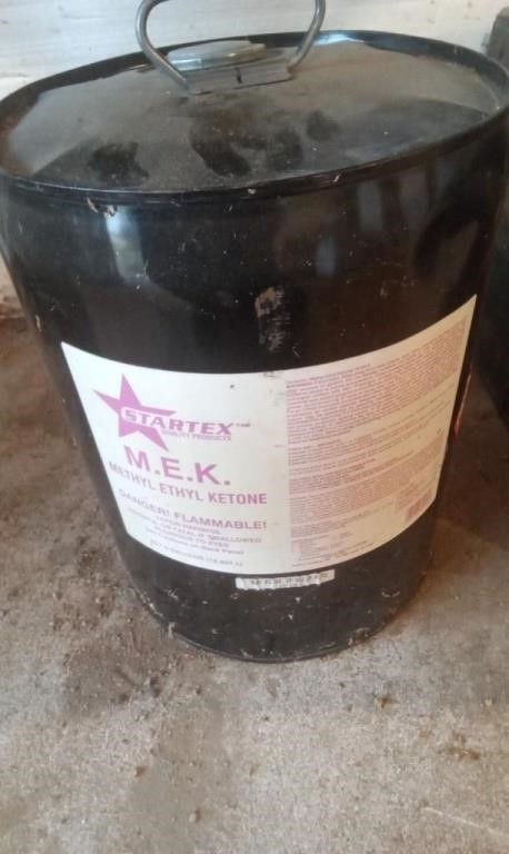 M.E.K. 5 GALLONS