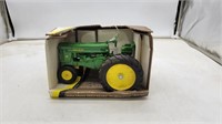 John Deere 70 Row Crop Tractor 1/16