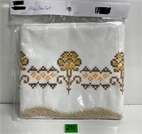 Vtg Hand Stitched Set of Pillowcases