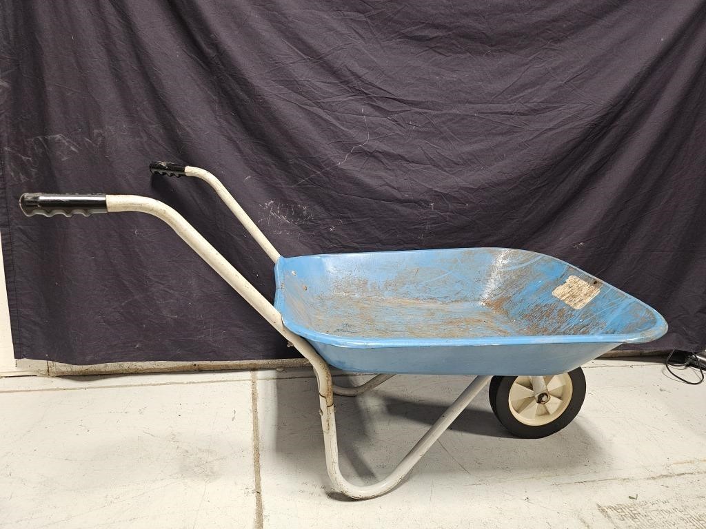 Wheel Barrow   47×25×25"