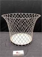 Bar Bee Vintage Wire Basket